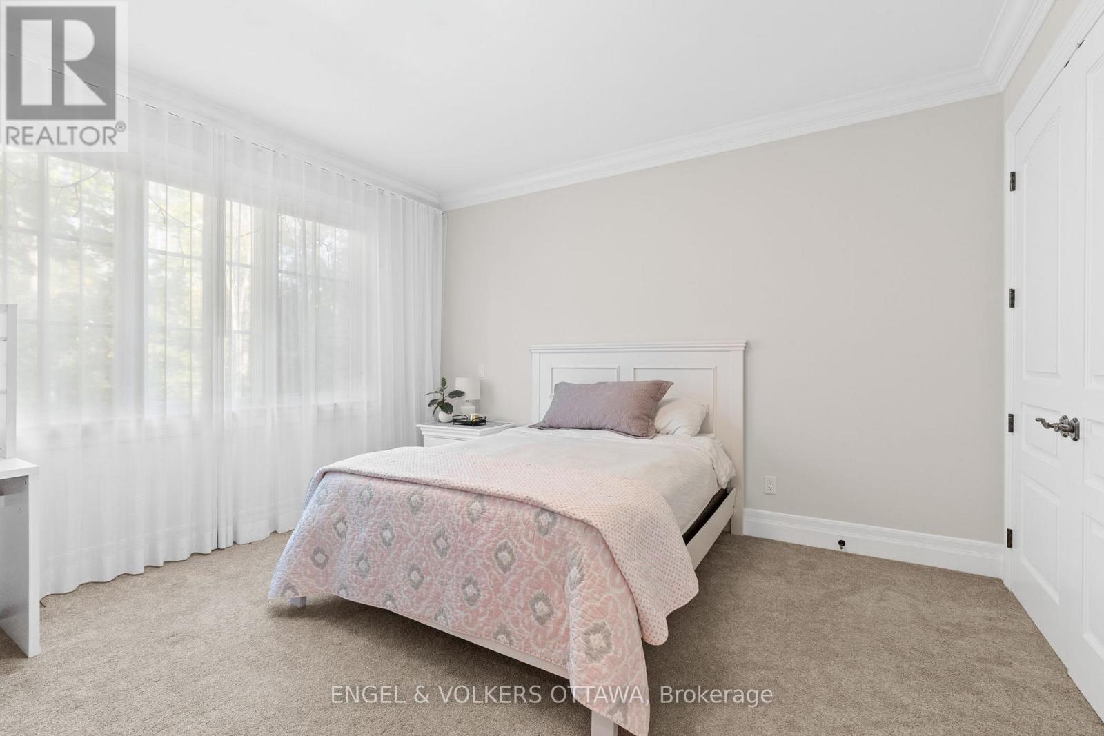 1408 BLACKHORSE COURT - 21