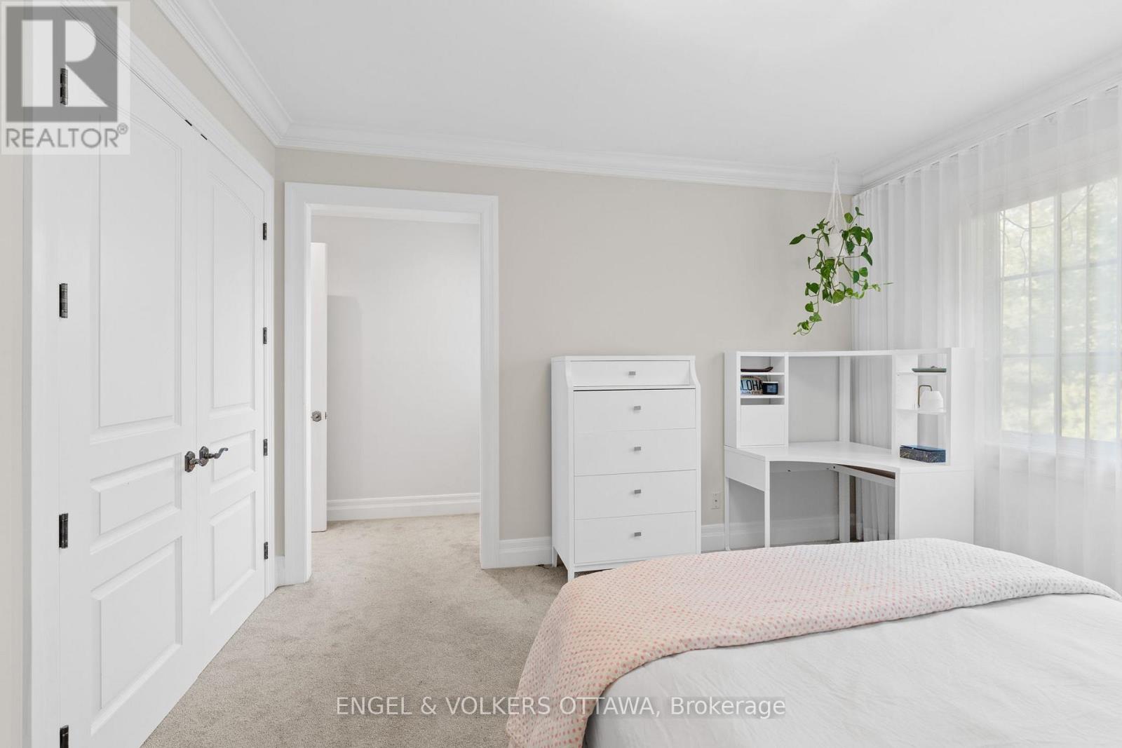 1408 BLACKHORSE COURT - 22