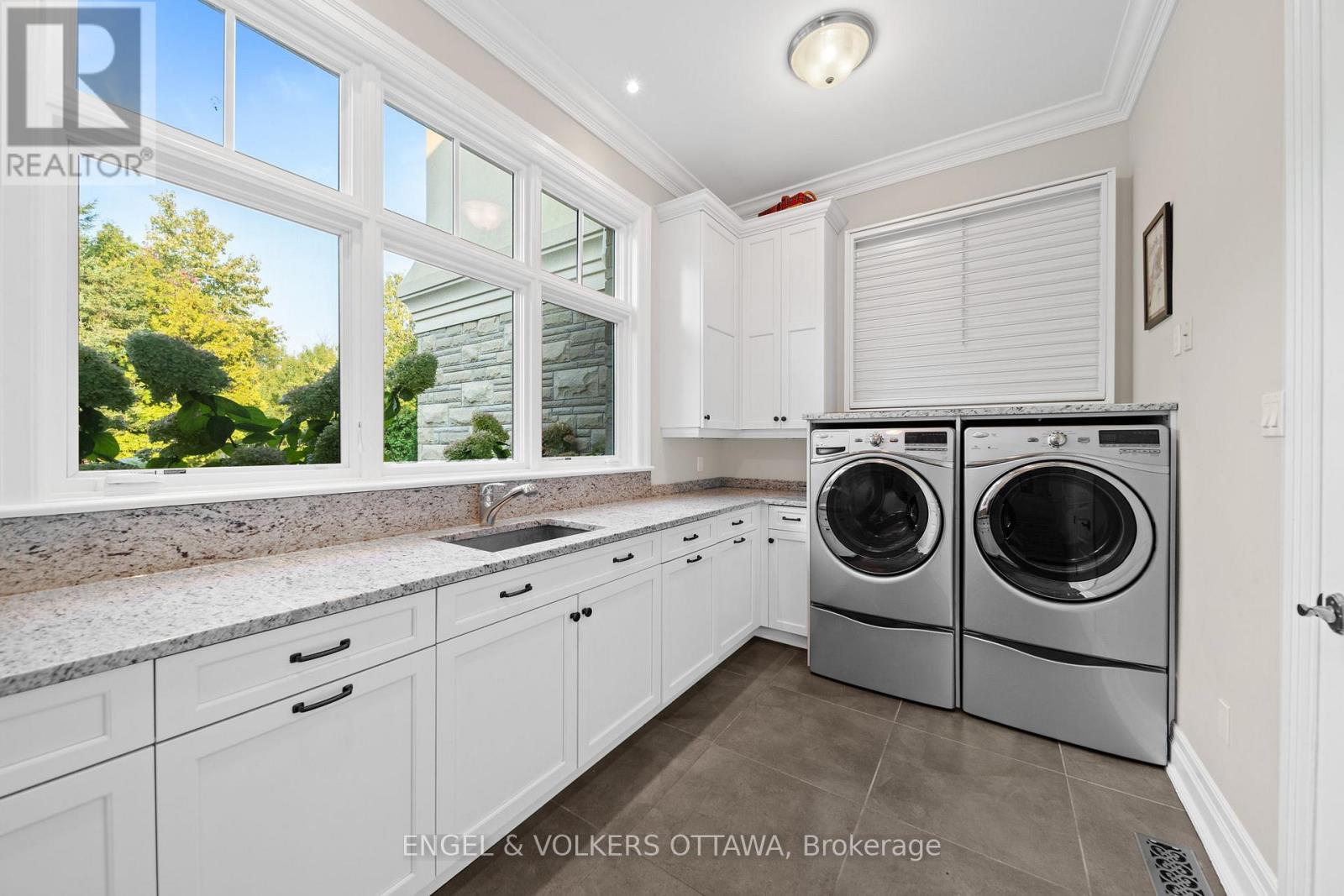 1408 BLACKHORSE COURT - 29