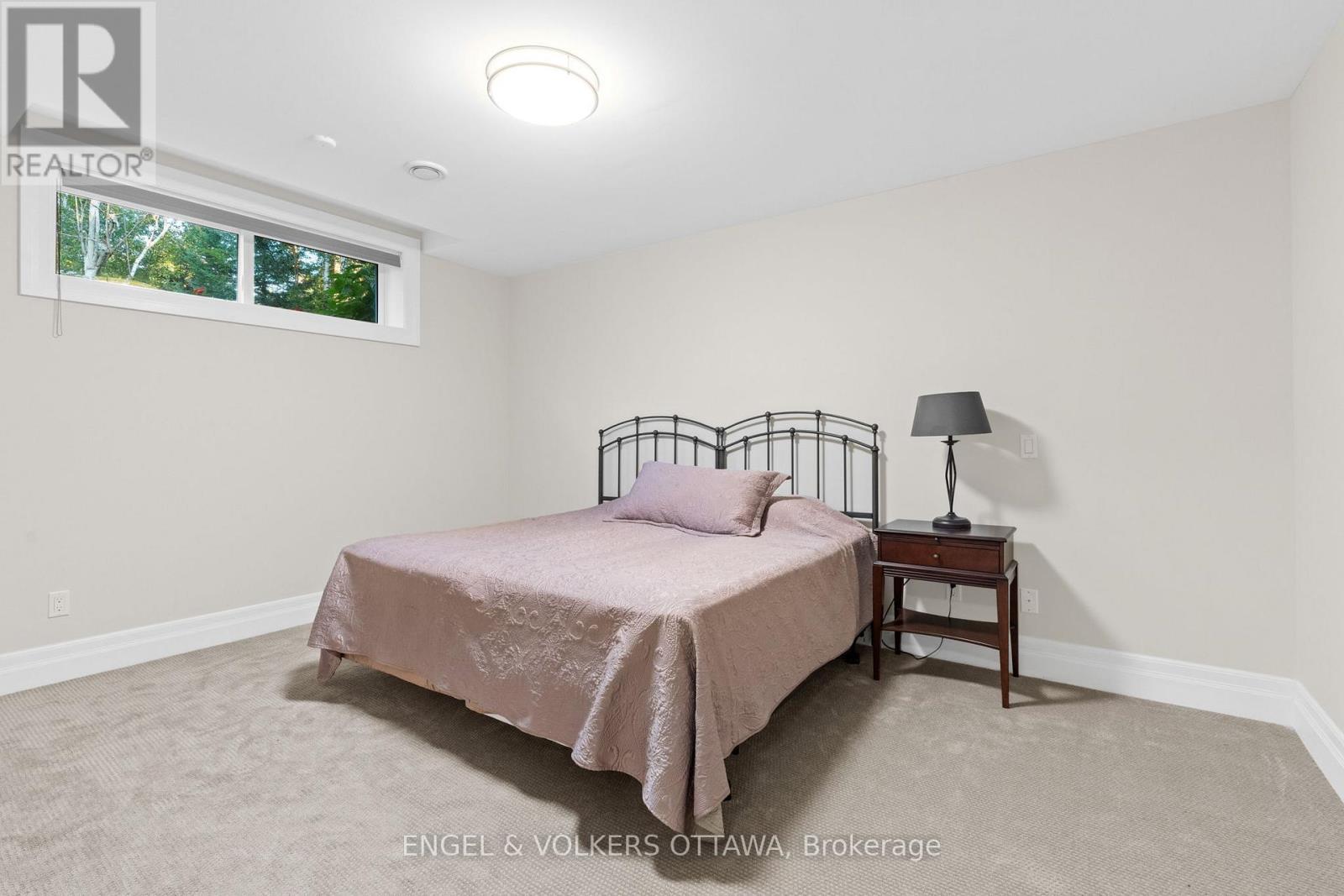 1408 BLACKHORSE COURT - 46