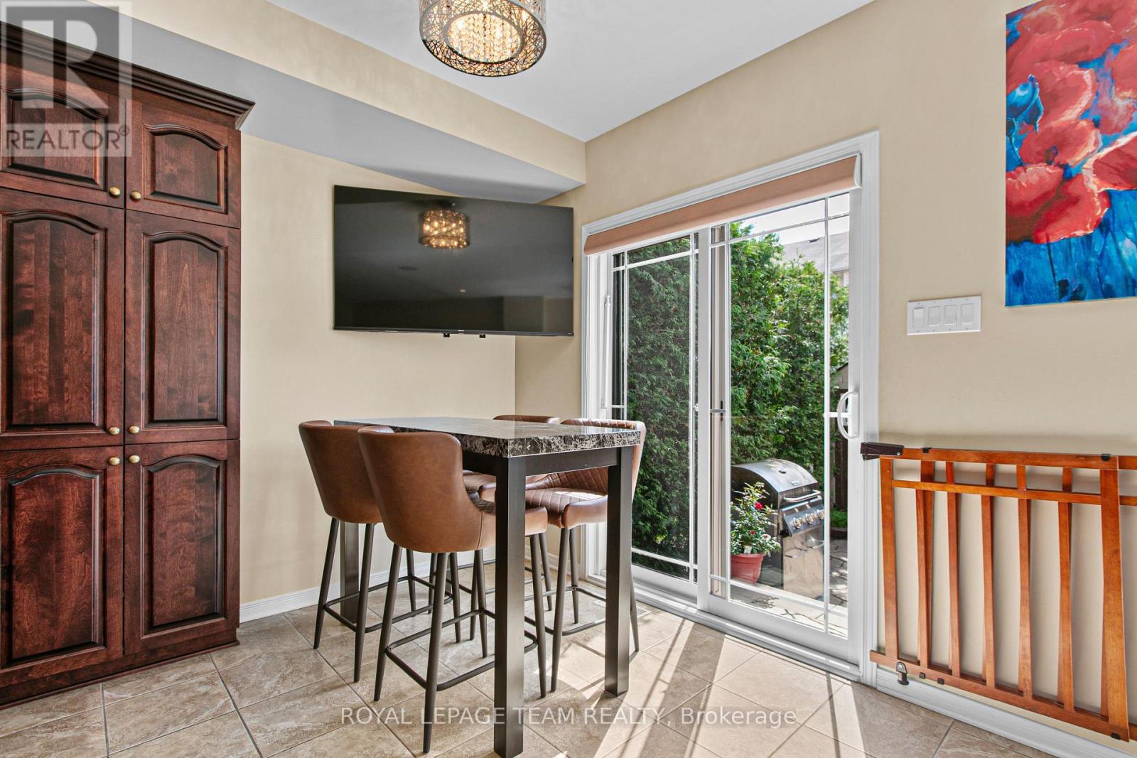 411 JUNE COURT - 15