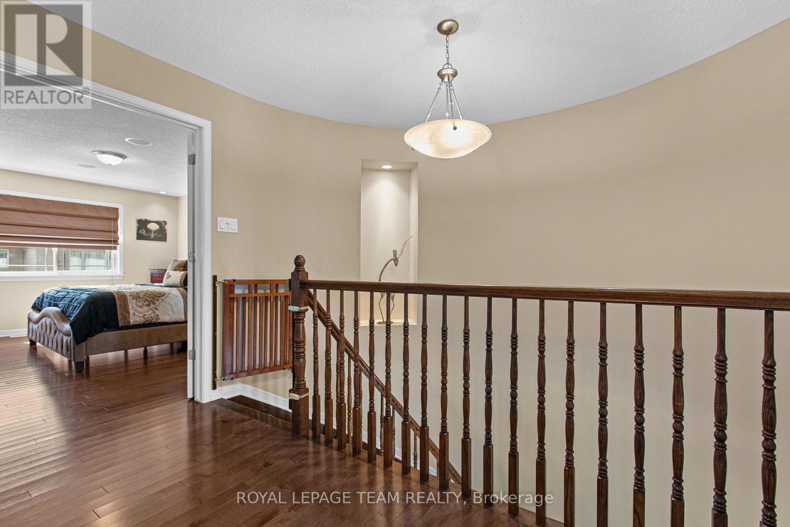 3 Bed, 4 Bath House for Sale in Ottawa – 411 JUNE COURT, Ottawa – MLS# X13671586 - Image 18