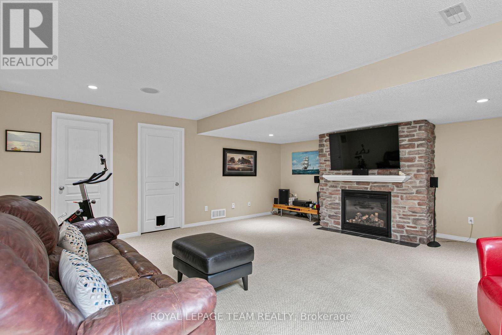 3 Bed, 4 Bath House for Sale in Ottawa – 411 JUNE COURT, Ottawa – MLS# X13671586 - Image 29