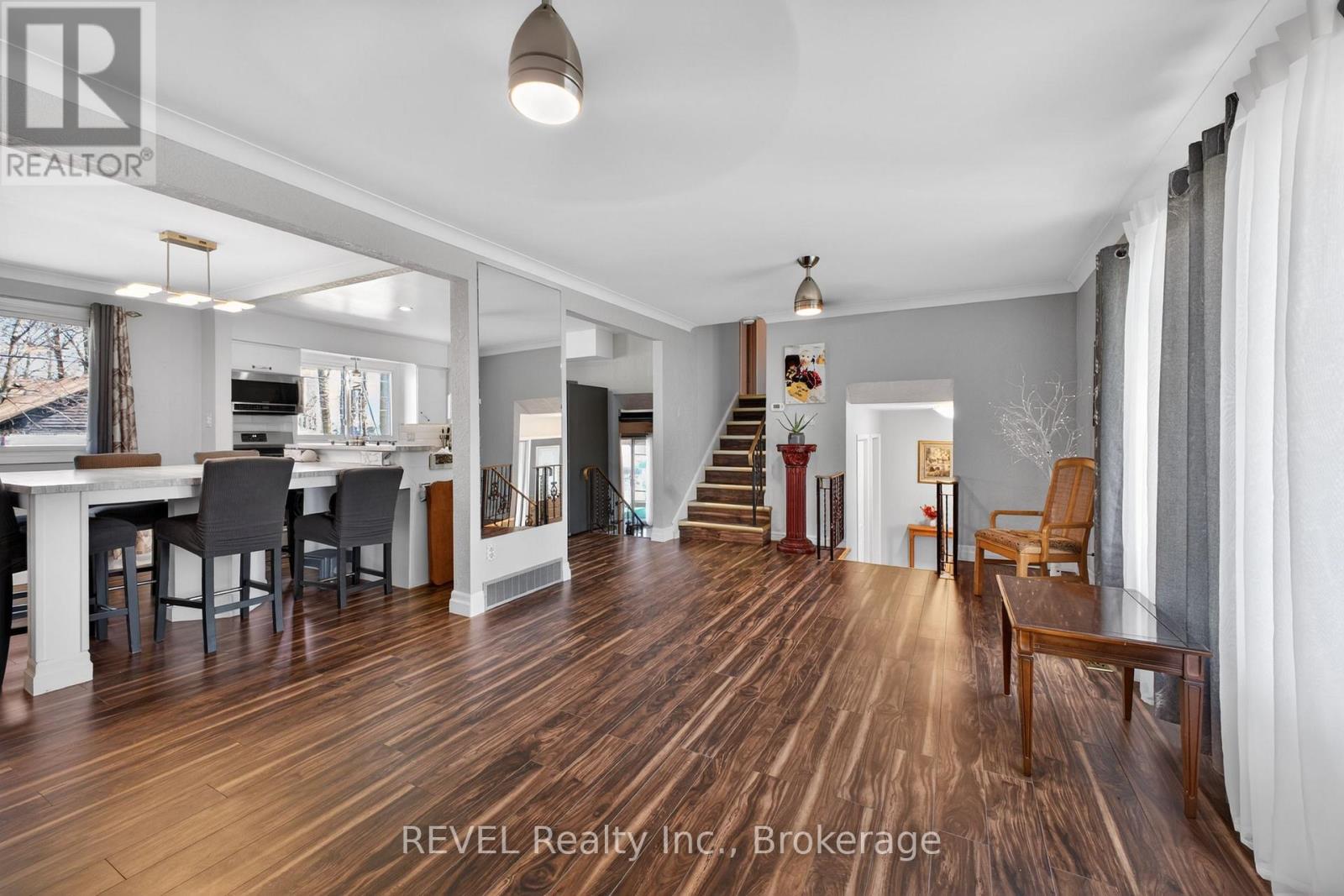 698 DAYTONA DRIVE - Image 10