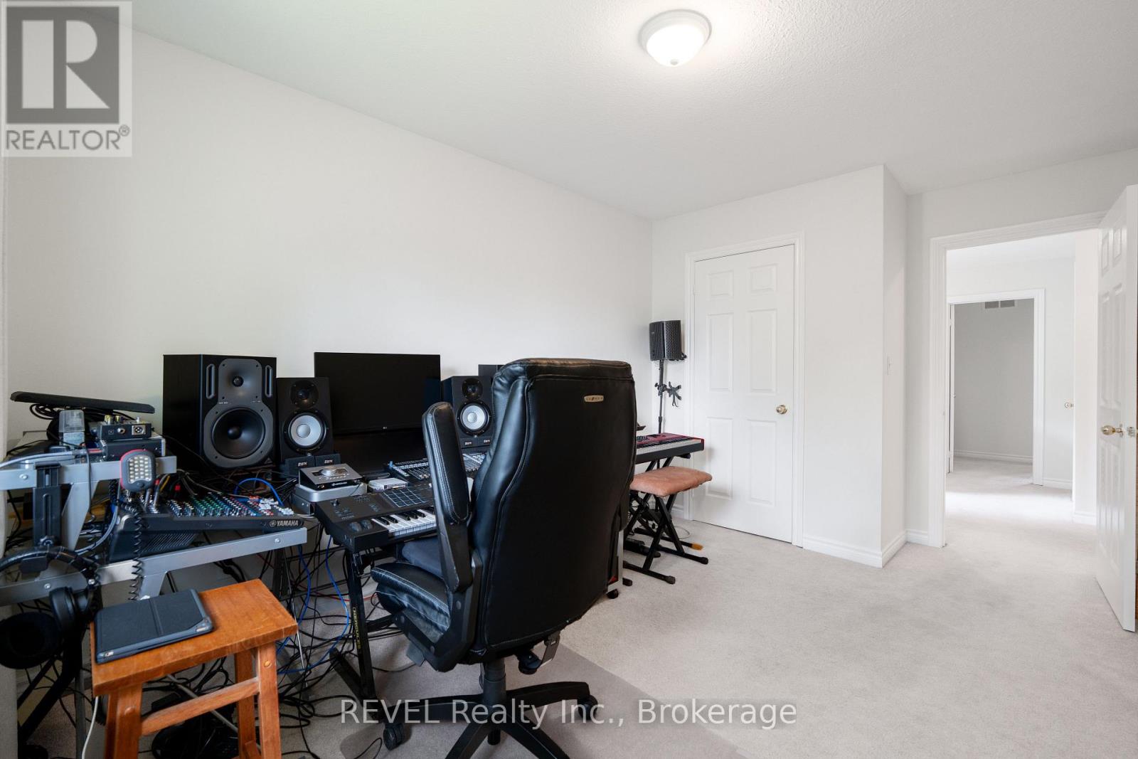 11 - 6263 VALLEY WAY - Image 29