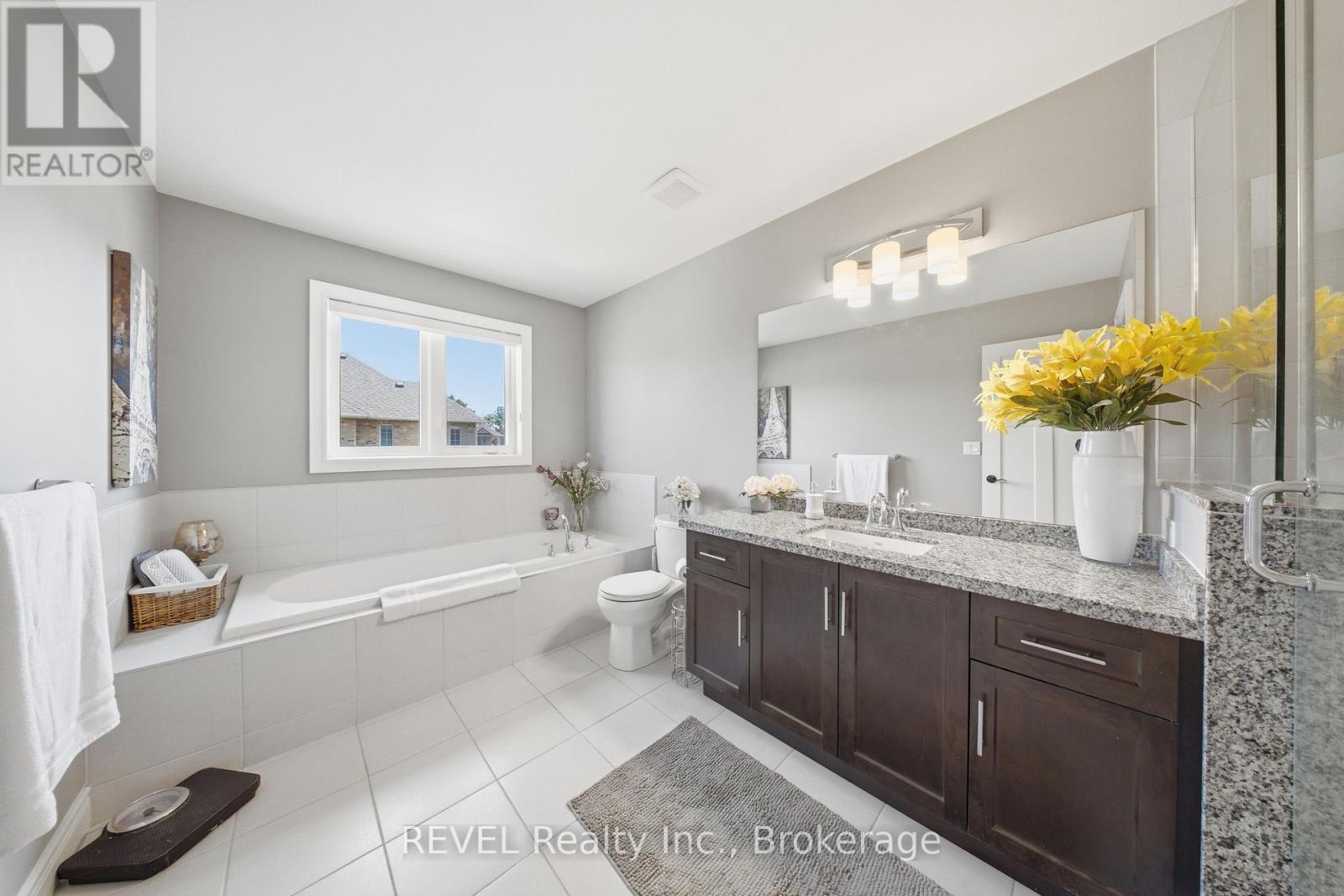 38 DENNIS DRIVE - Image 29