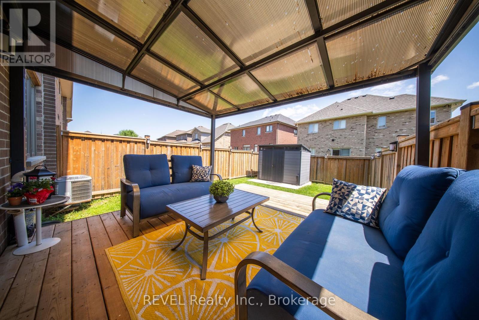 38 DENNIS DRIVE - Image 32