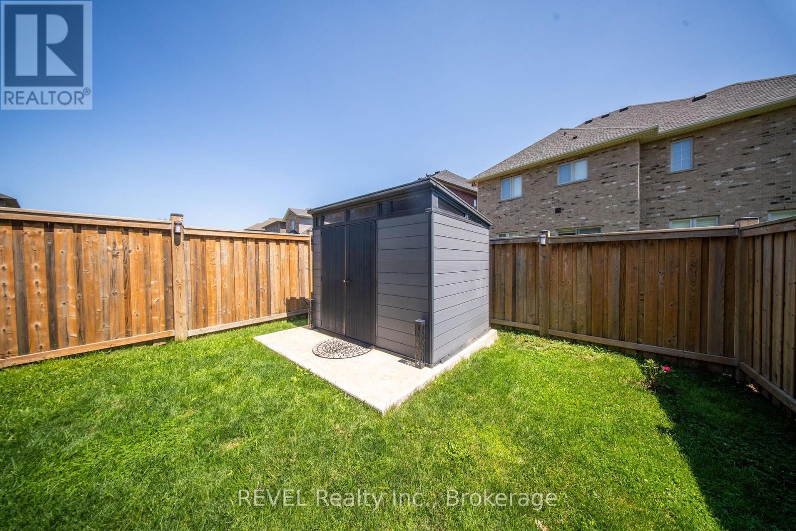 38 DENNIS DRIVE - Image 35