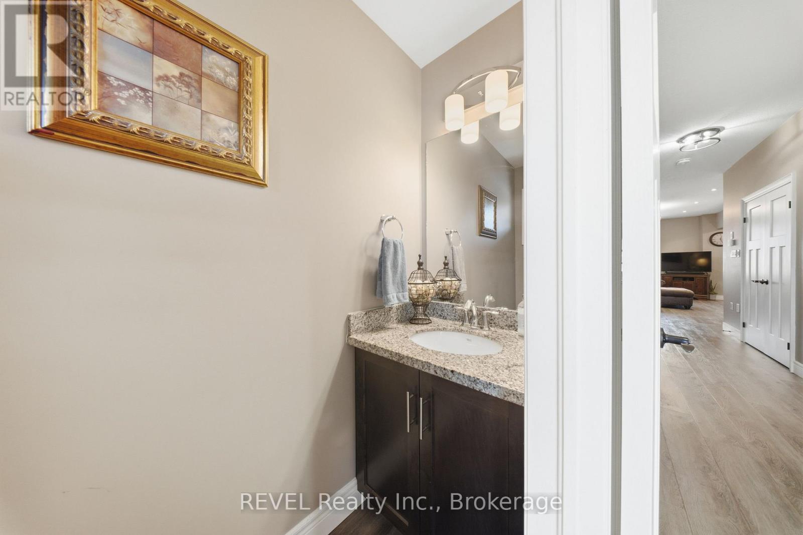 38 DENNIS DRIVE - Image 4