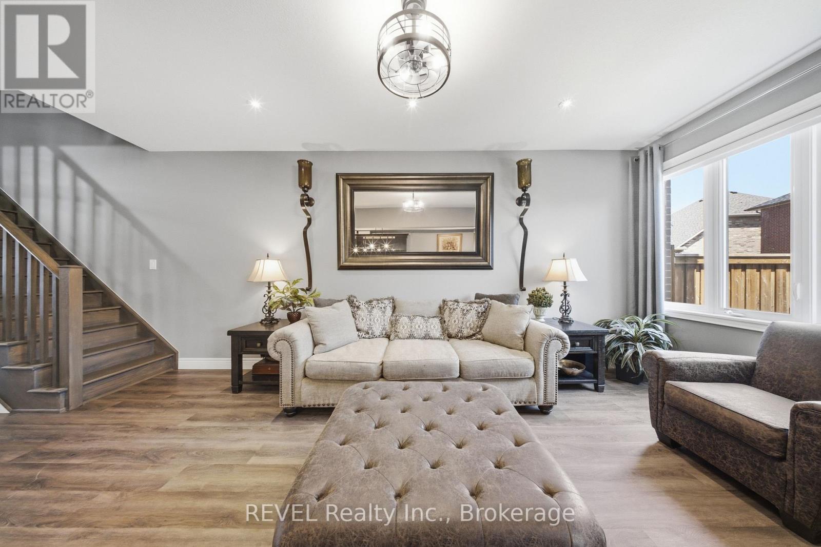 38 DENNIS DRIVE - Image 9