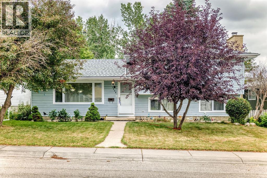 1008 Cantabrian Drive SW