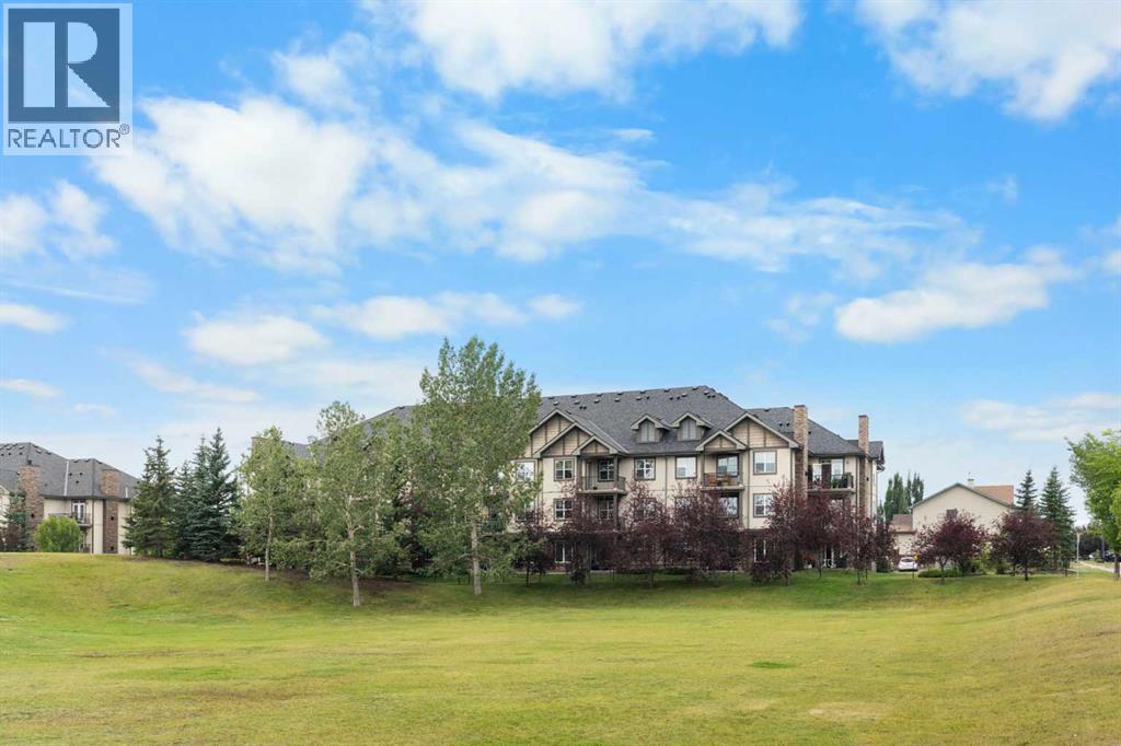 #310 25 Prestwick Drive SE - 36