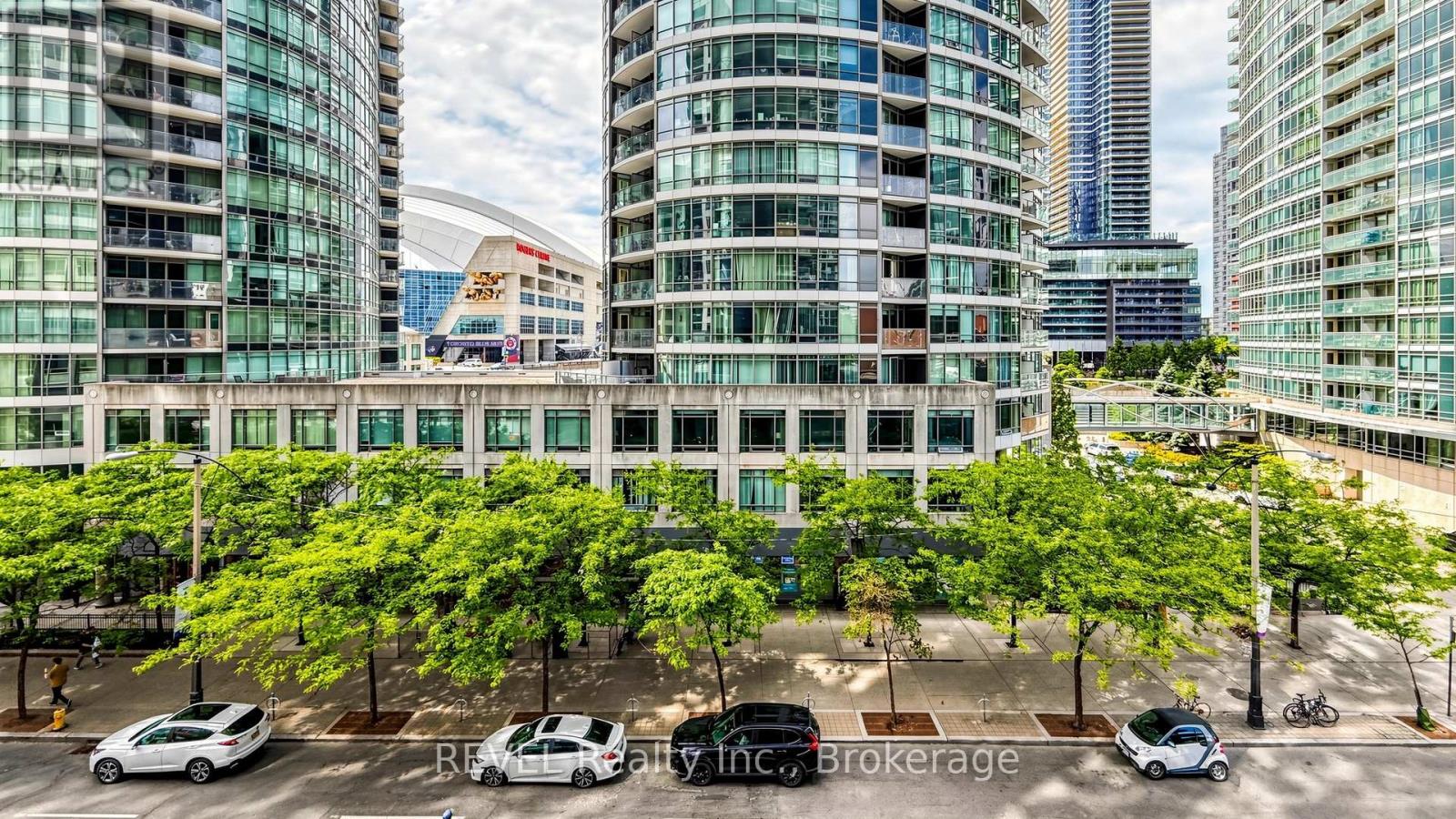 #306 352 FRONT STREET W - Image 34