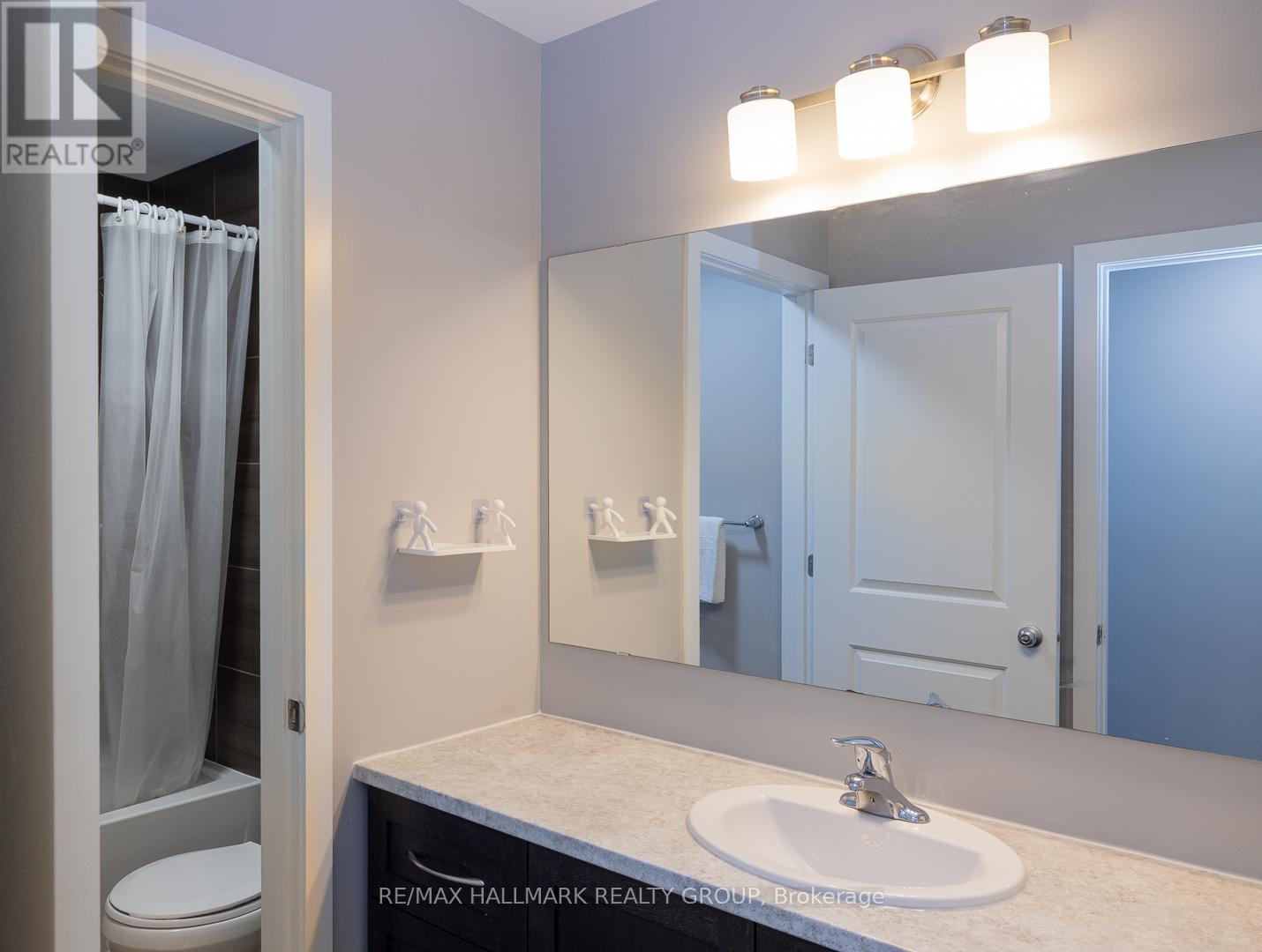 5 Bed, 4 Bath House for Sale in Ottawa – 305 OXER PLACE, Ottawa – MLS# X13670224 - Image 24