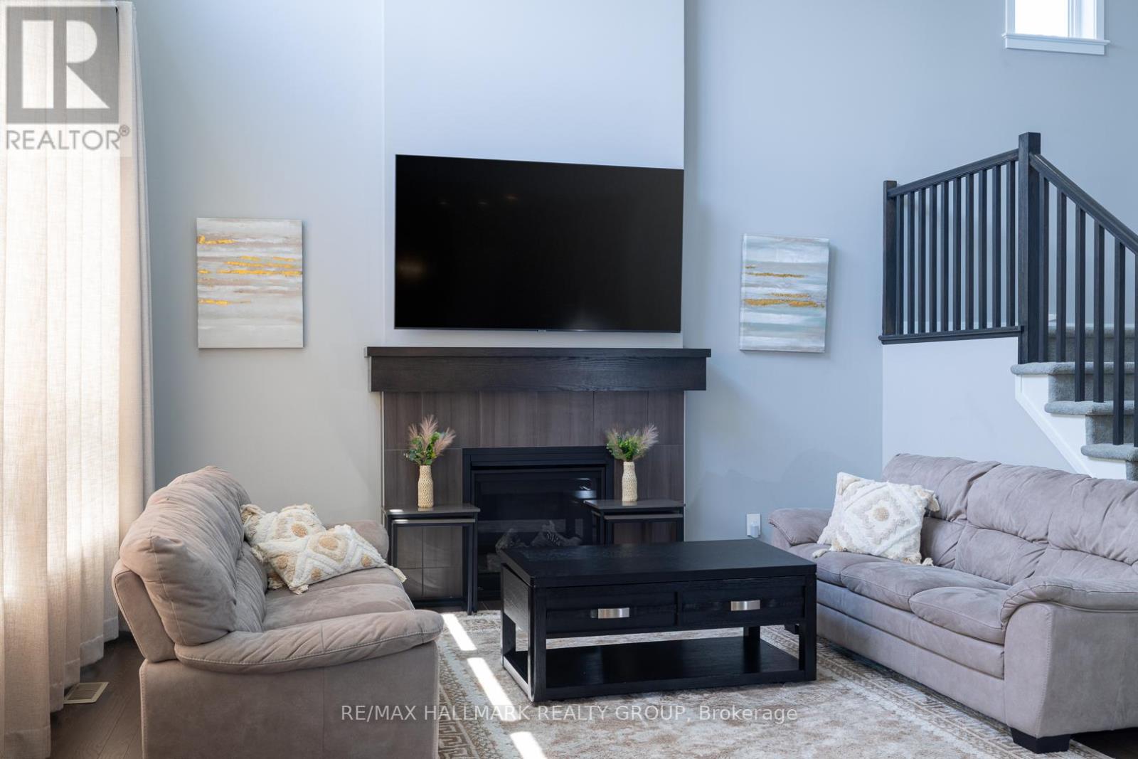 5 Bed, 4 Bath House for Sale in Ottawa – 305 OXER PLACE, Ottawa – MLS# X13670224 - Image 9