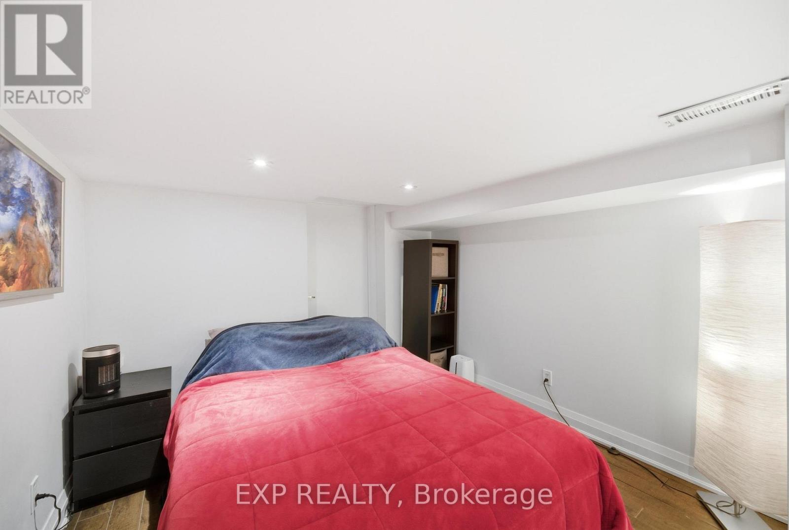 679 OSSINGTON AVENUE - 25