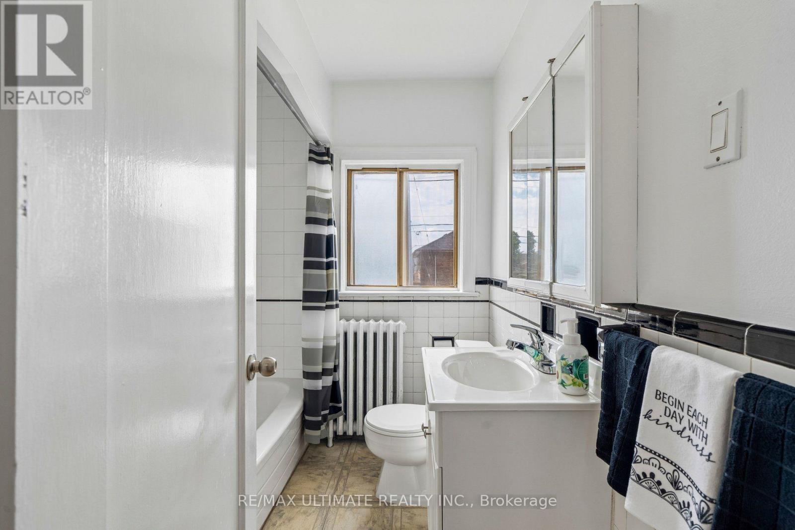 463 OAKWOOD AVENUE - Image 35