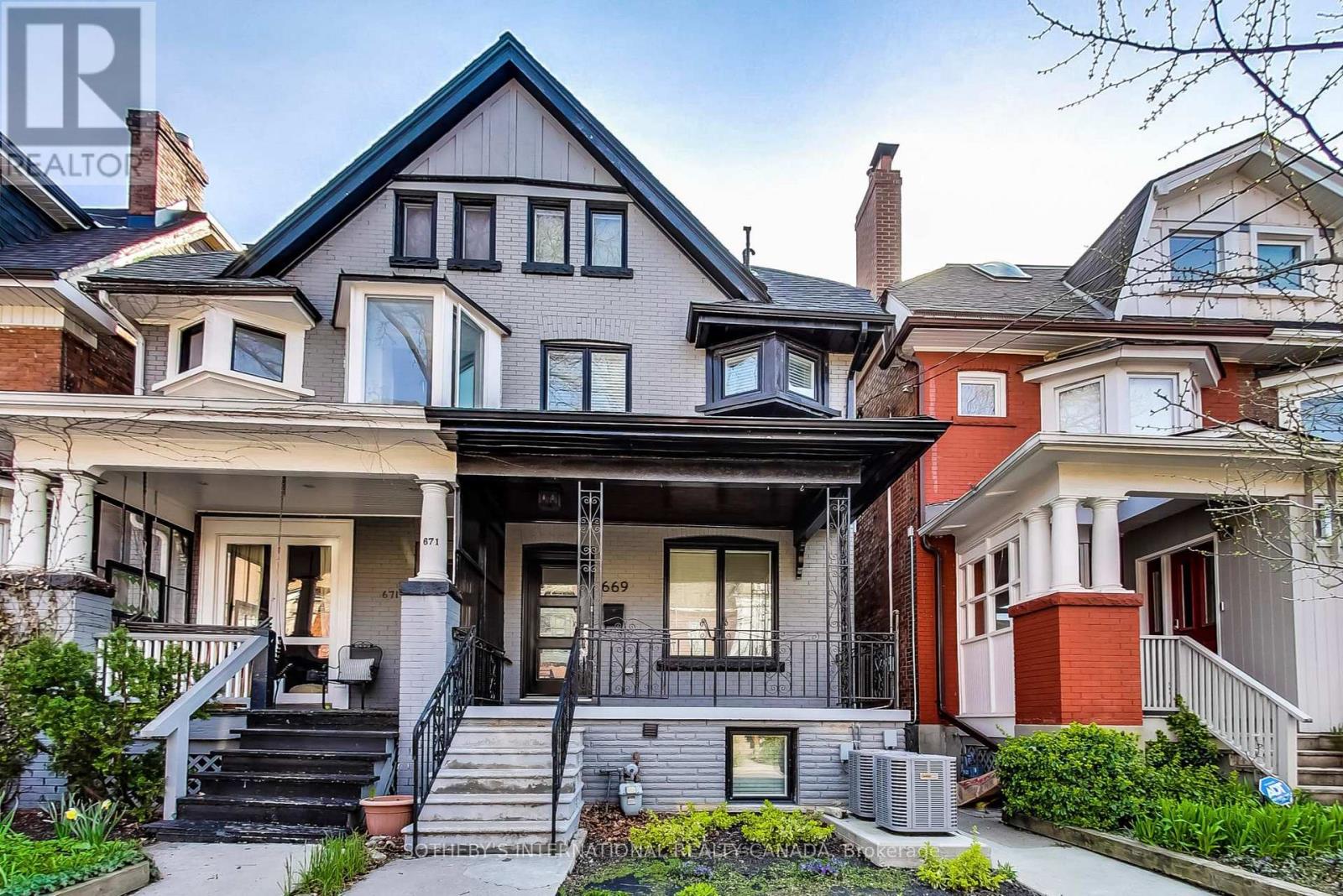 Photo of 669 Euclid Avenue