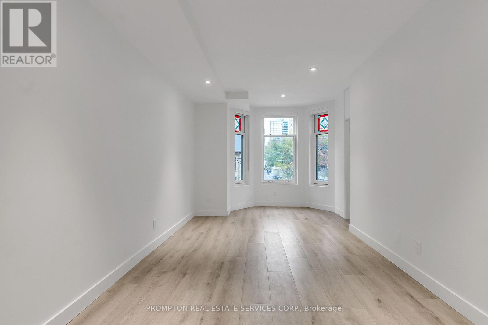 11 GLOUCESTER STREET - 14