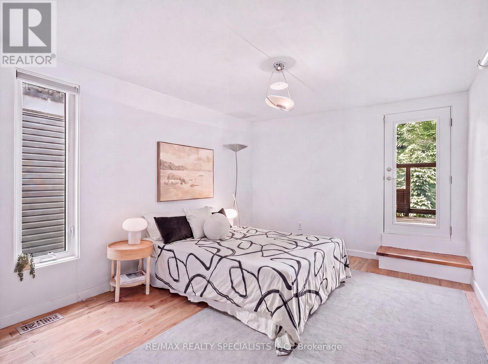 418 OSSINGTON AVENUE - 28