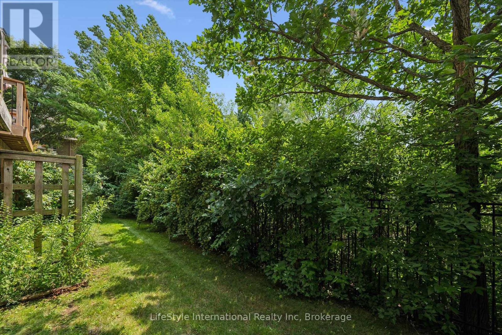 #27 105 BARD BOULEVARD - 34