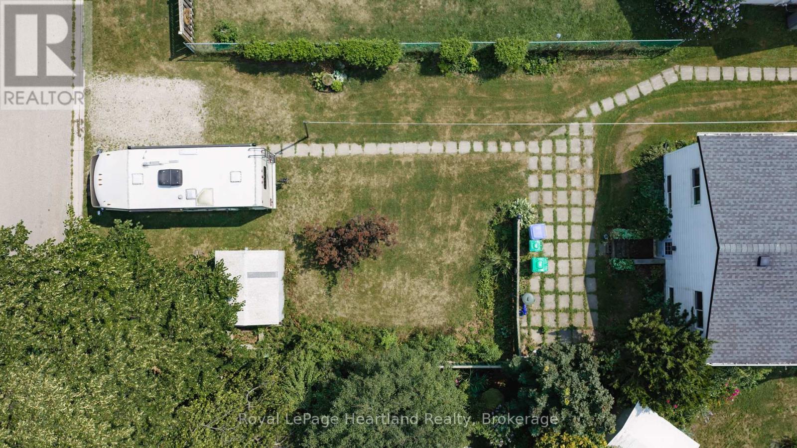 128 BRITANNIA ROAD W - 29
