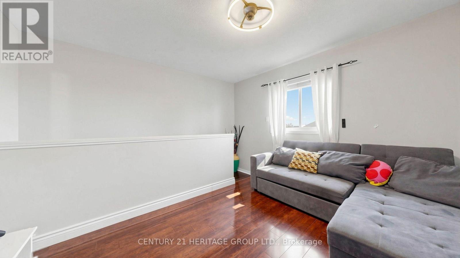 27 BYRAM DOWNS STREET - 33