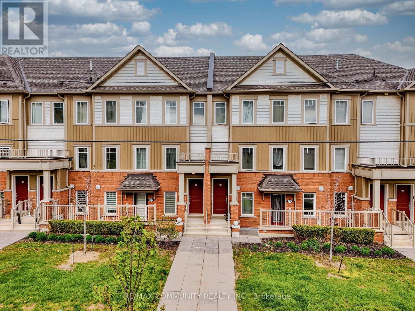 Property for sale at 128 - 2500 HILL RISE COURT