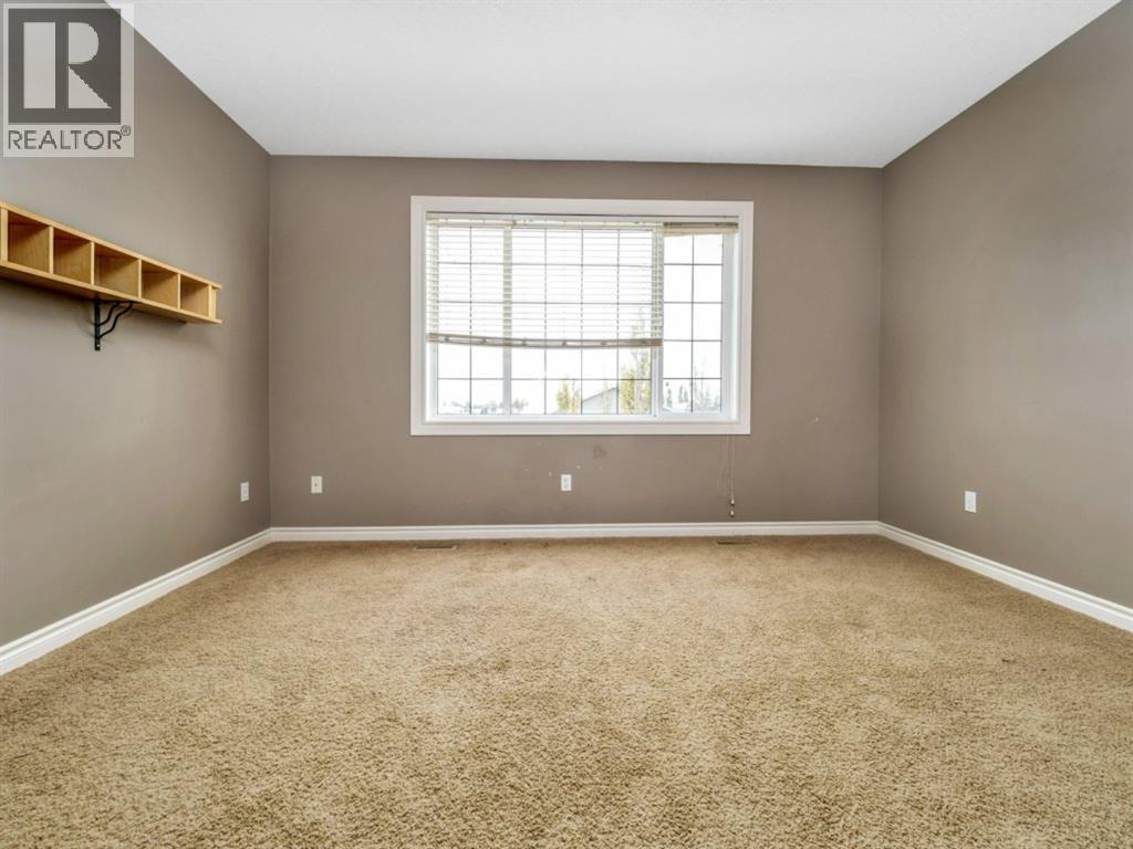 689 Blackfoot Terrace West - Photo 16
