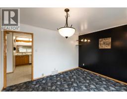 Storage - 4108 49a Avenue, Innisfail, AB T4G1J9 Photo 15