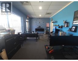 Photo 11 of 17, 1655 15TH AVENUE · Prince George, BC