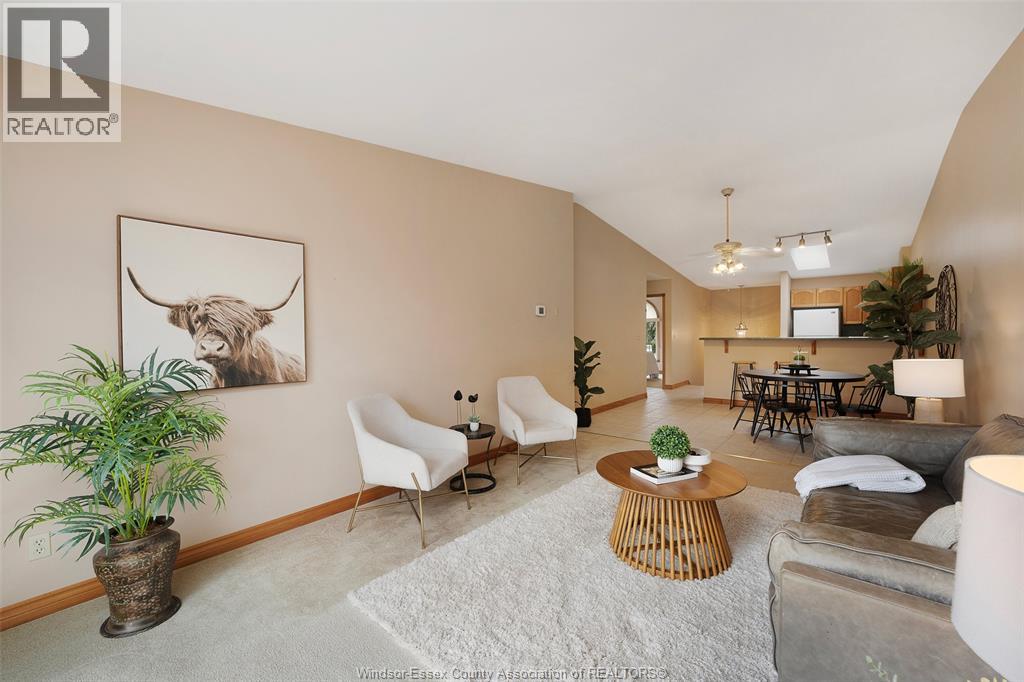 144 Bennie Ave - Image 13