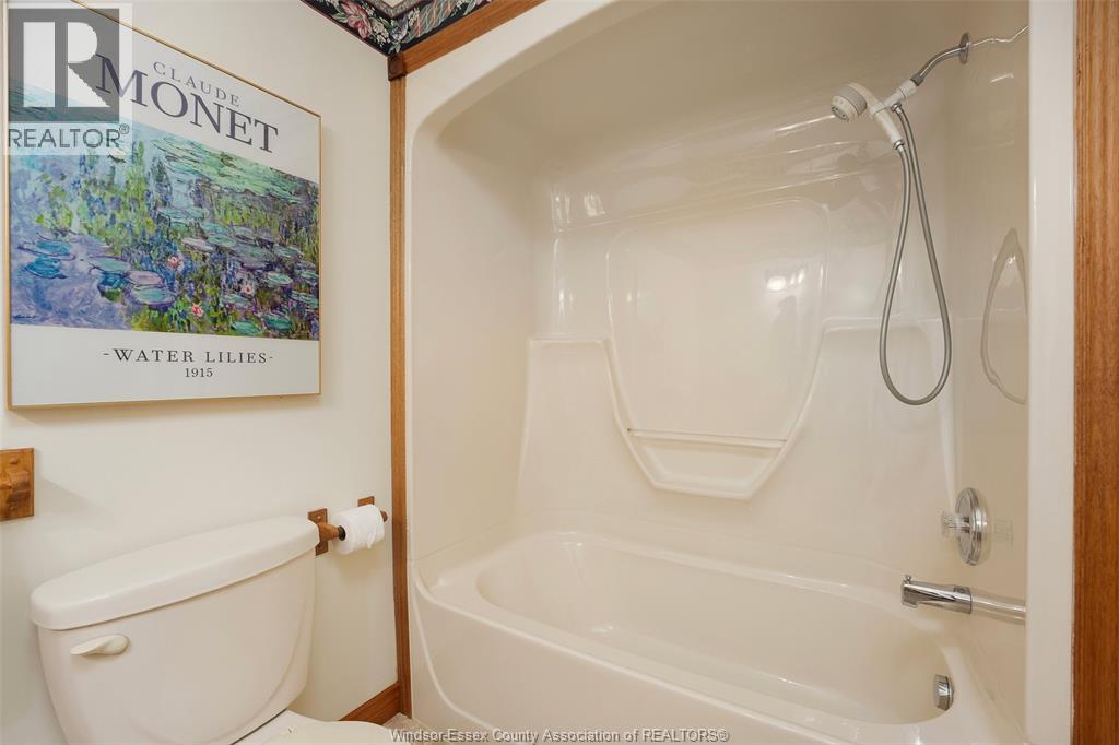 144 Bennie Ave - Image 16