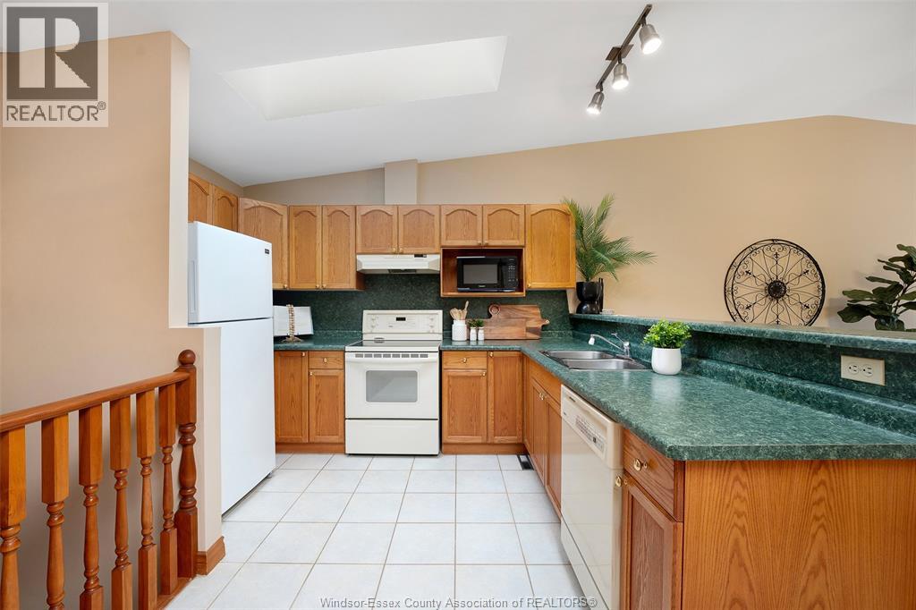 144 Bennie Ave - 6