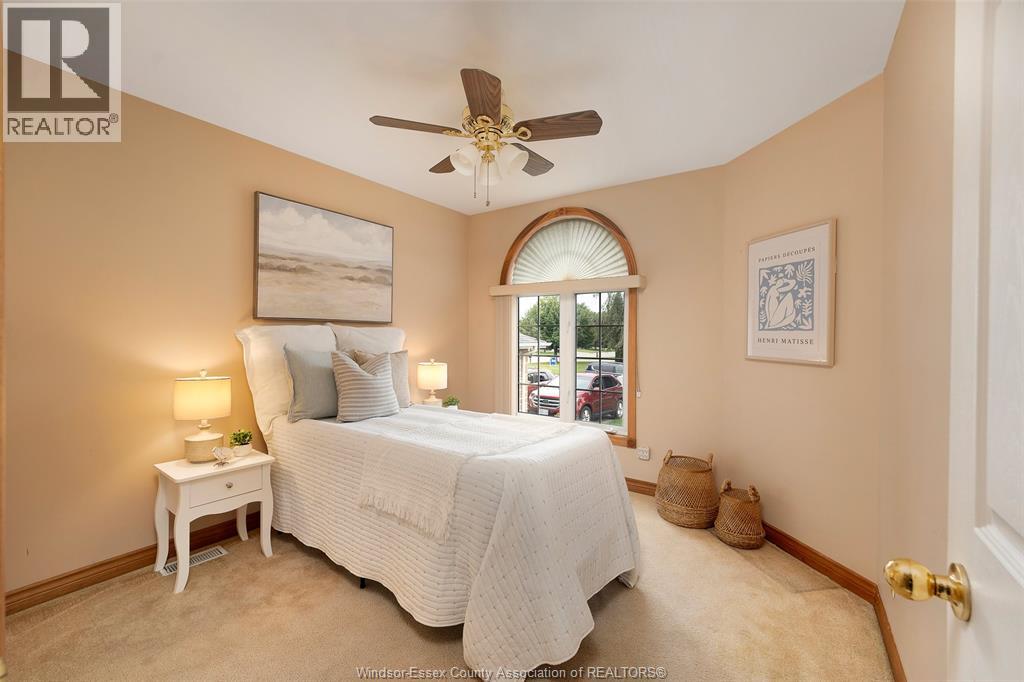 144 Bennie Ave - Image 20