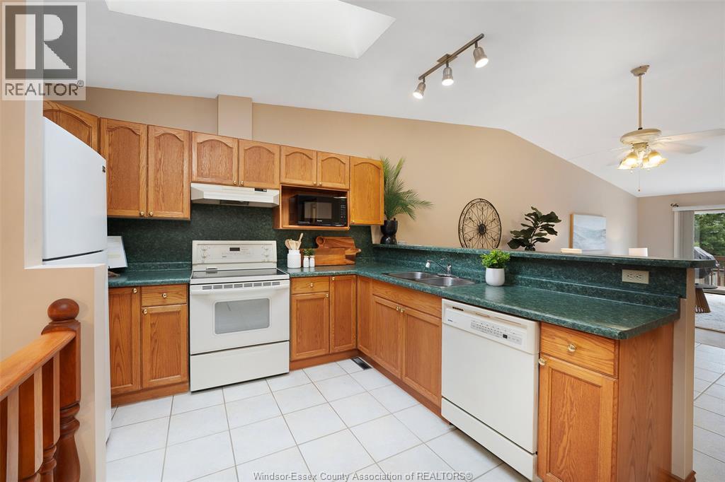 144 Bennie Ave - 5