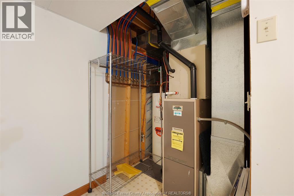 144 Bennie Ave - Image 31