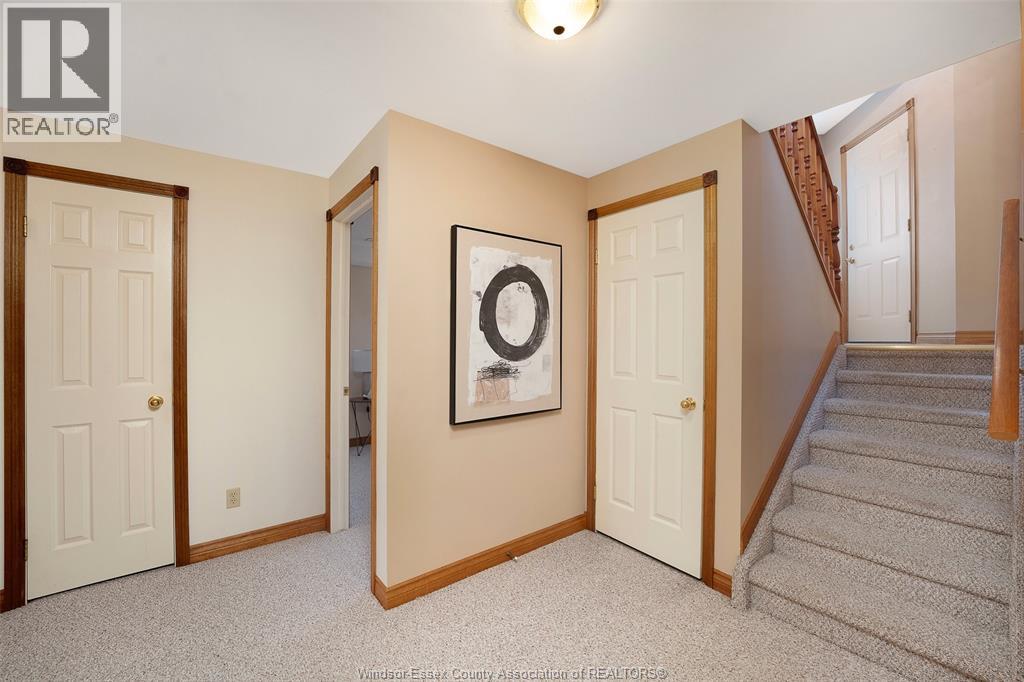 144 Bennie Ave - 22