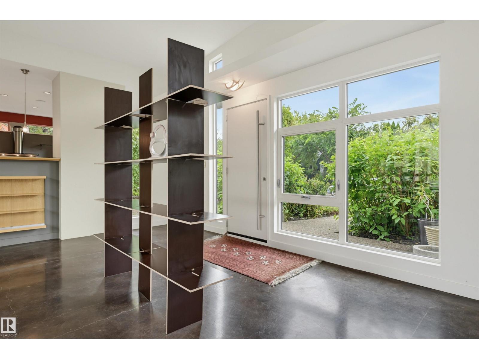 9758 86 Avenue NW - Photo 5