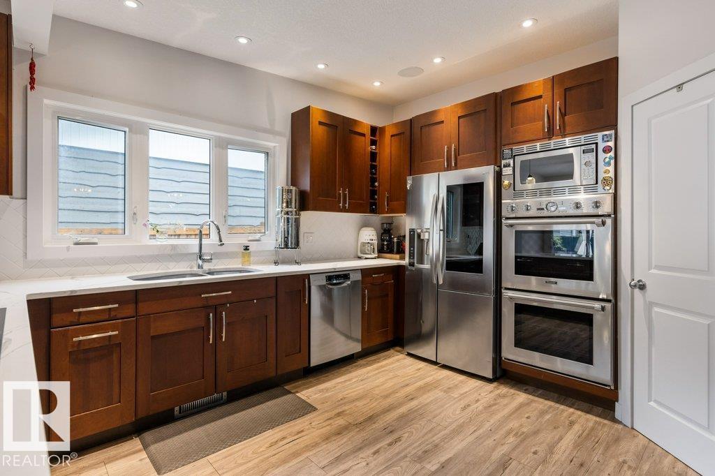 84 FLEETWOOD Crescent - Photo 16