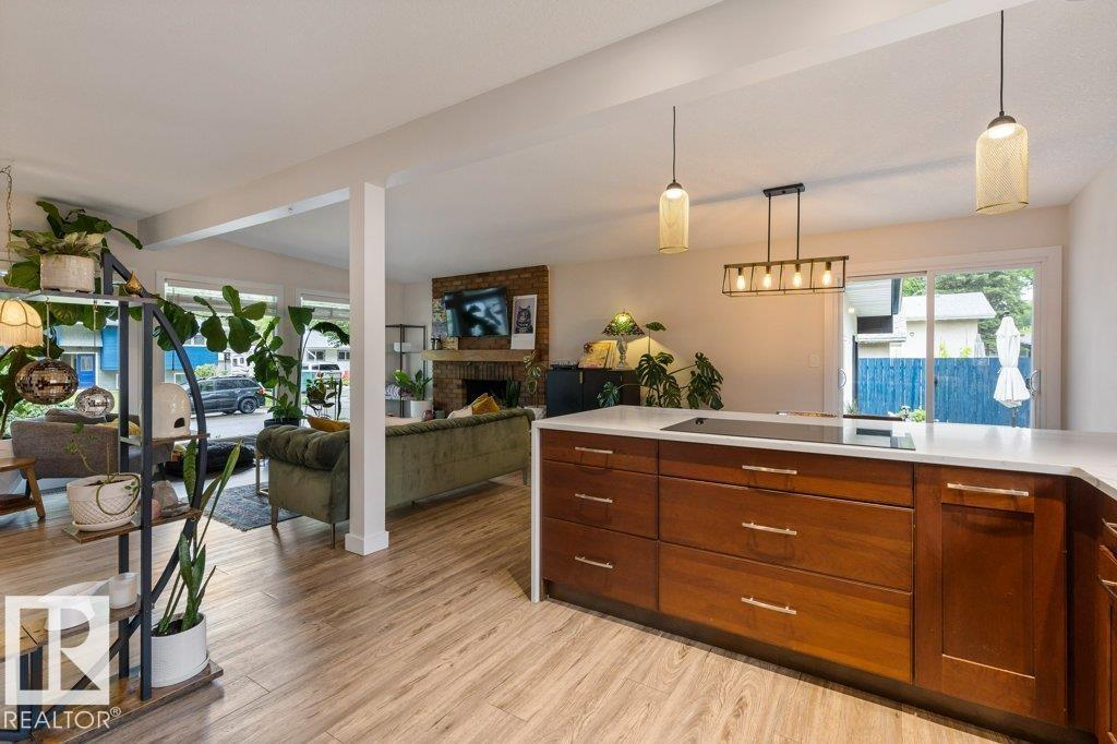 84 FLEETWOOD Crescent - Photo 17