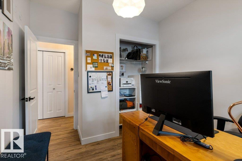 84 FLEETWOOD Crescent - Photo 20
