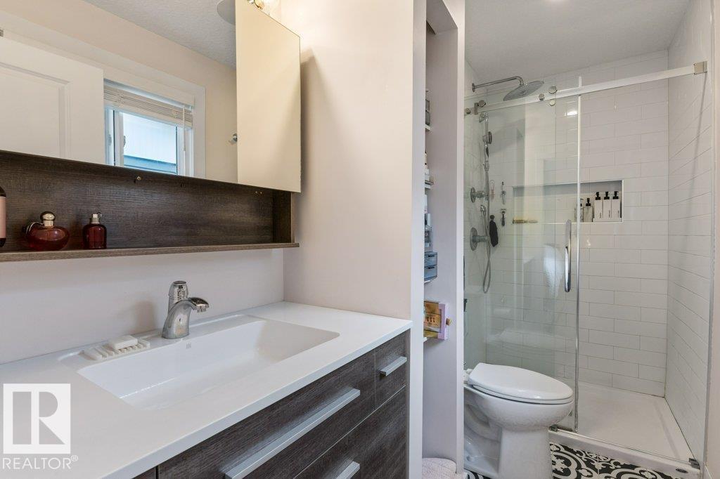 84 FLEETWOOD Crescent - Photo 28