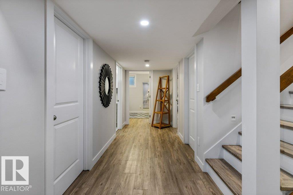 84 FLEETWOOD Crescent - Photo 29