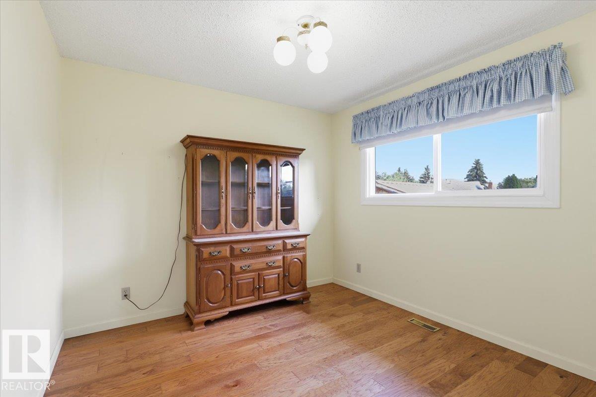 128 Green Ash Drive - Photo 15