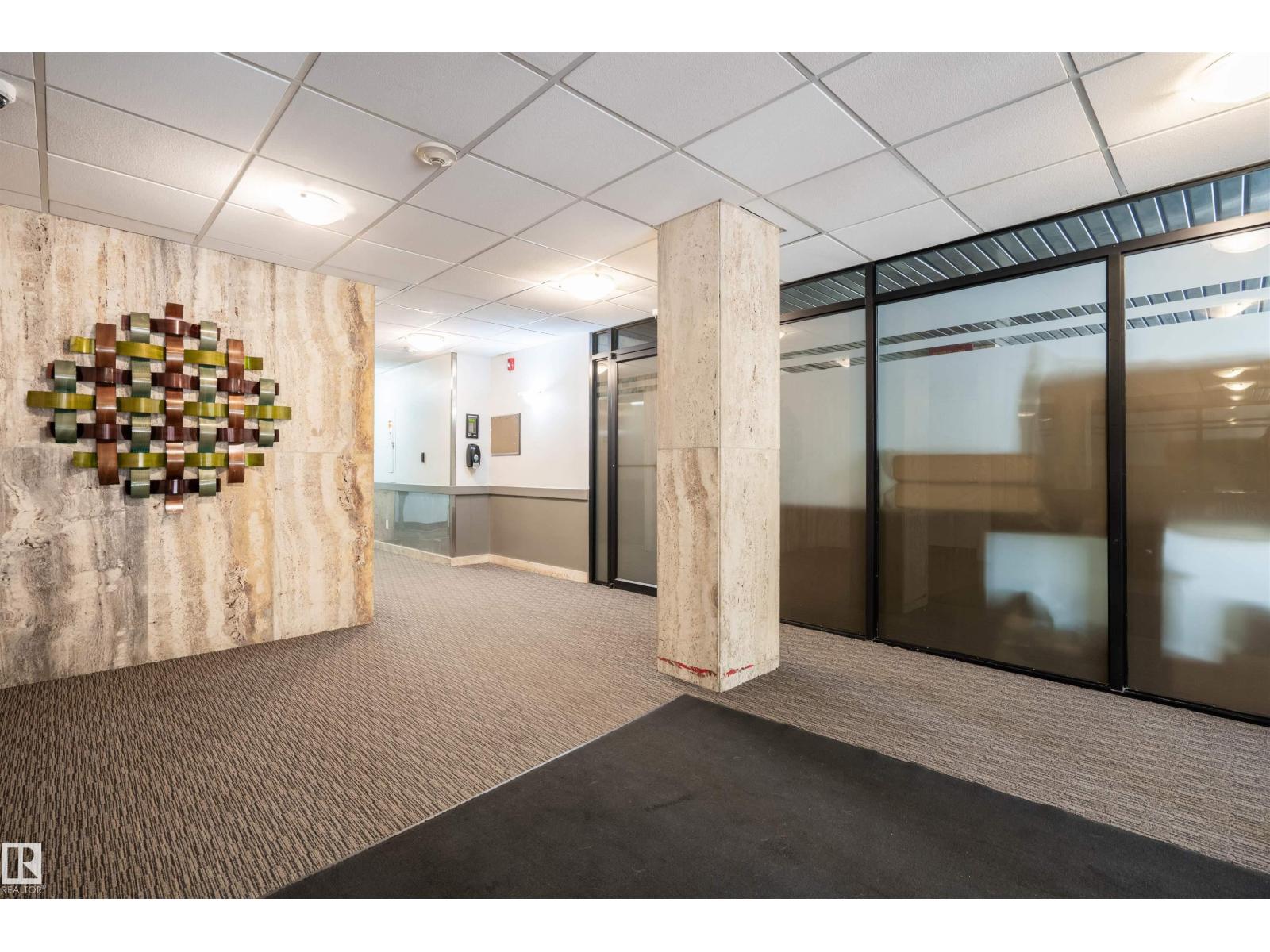 #1101 9909 110 ST NW - 31