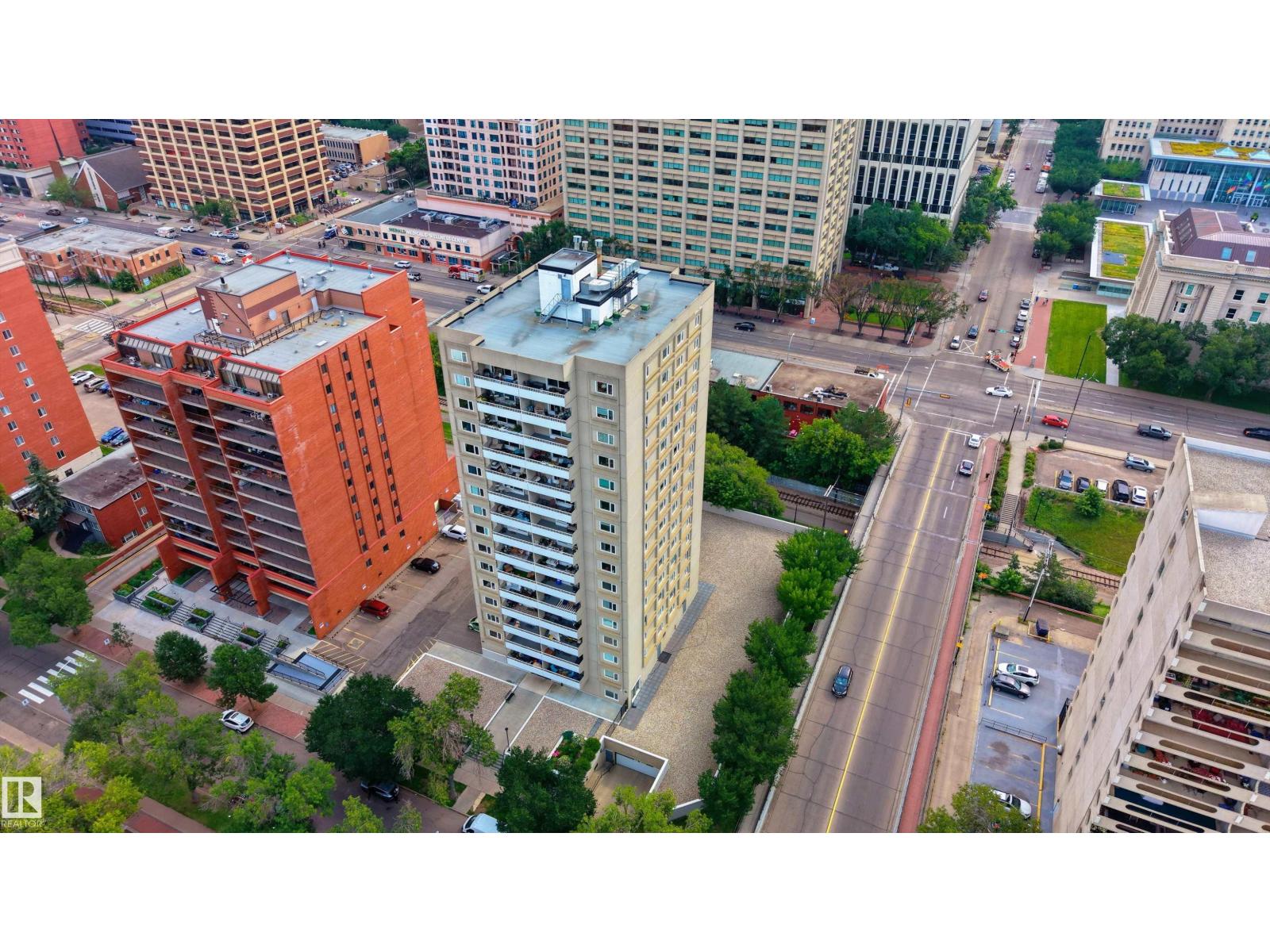 1101 9909 110 Street NW - Photo 36