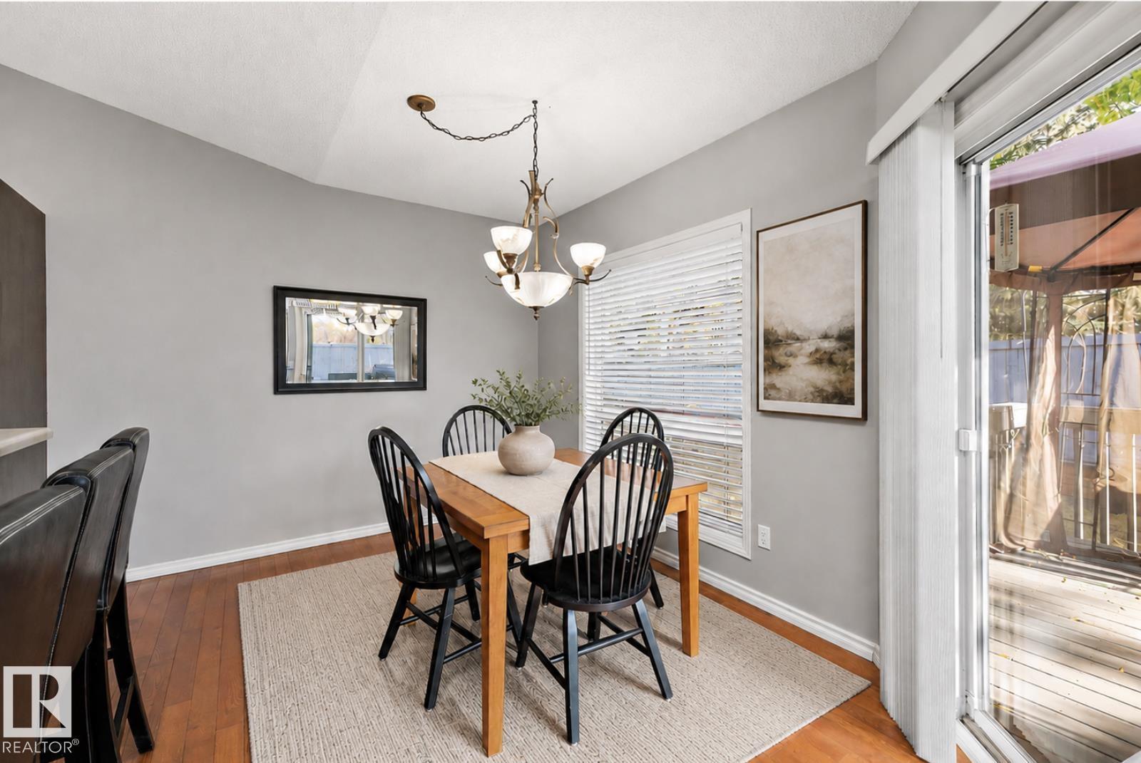 123 215 BLACKBURN DR E SW - Photo 6