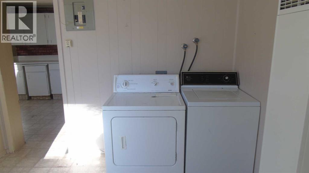 340 26 Street - Photo 18