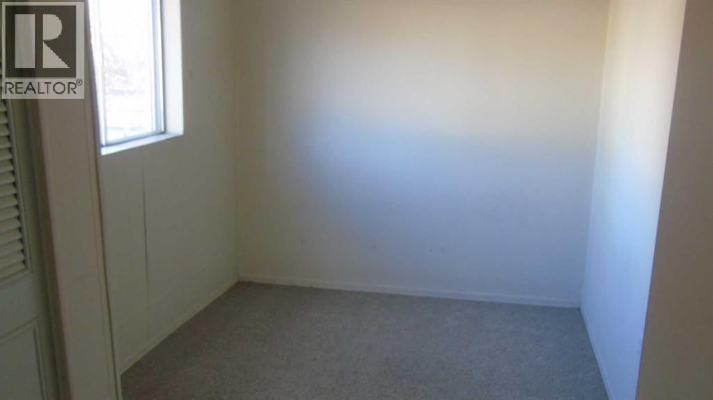 340 26 Street - Photo 11